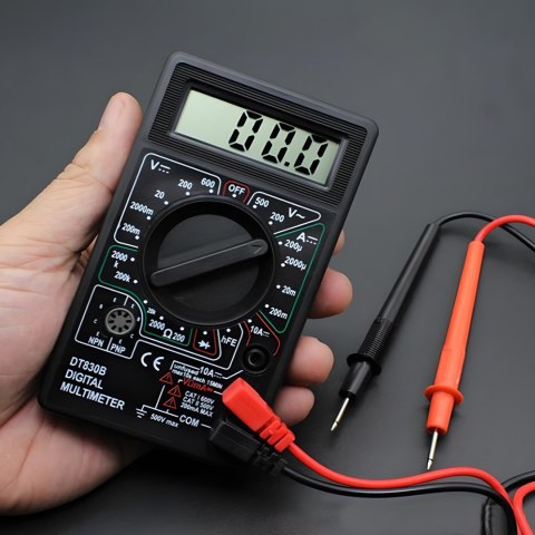 Multimetr miernik cyfrowy prądu napięcia rezystancji 0-500 V 0-5 A