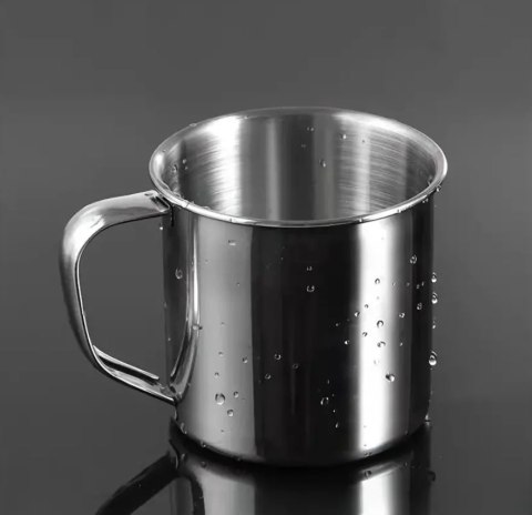 Kubek stalowy 13cm z uchem 1,33l. XJ4972 Kubek stalowy 13cm z uchem 1,33l. XJ4972