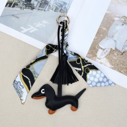 Brelok do kluczy skórzany JAMNIK czarny z frędzlami BRL374CZ