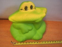 Skarbonka ceramiczna ŻABKA PALUCH wym.16x17x13cm